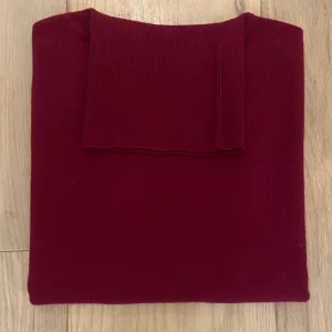 Lamswollen Coltrui | Claret