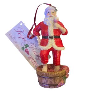 Kurt S. Adler Kerstman met stampende druiven